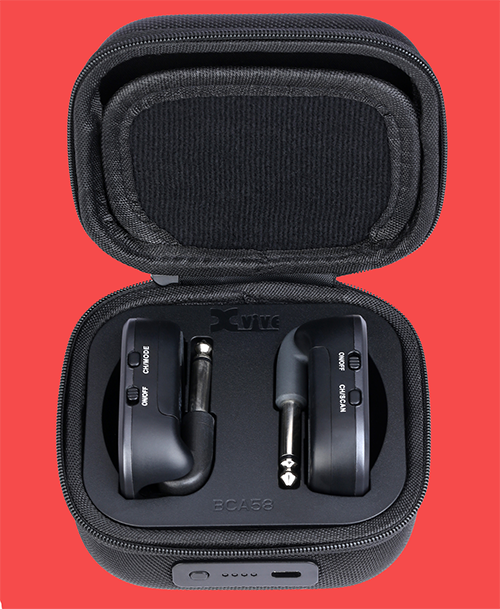 Xvive AC58 Wireless Guitar System with Charging Case - Black